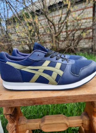 Оригінал, кросівки asics tiger,розмір 44