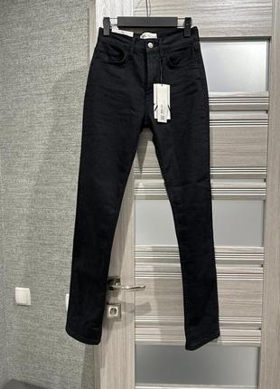 Новые черные классические джинсы zara 32/341 фото
