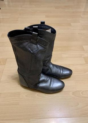 Сапоги vibram итальянские р.37,5