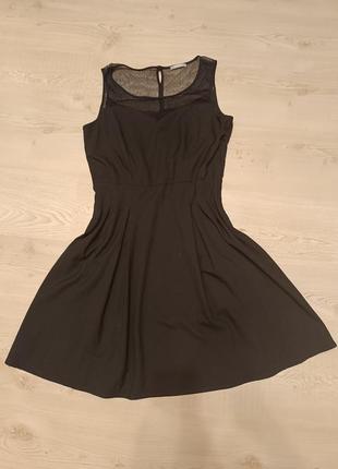 Черное платье с сеточкой