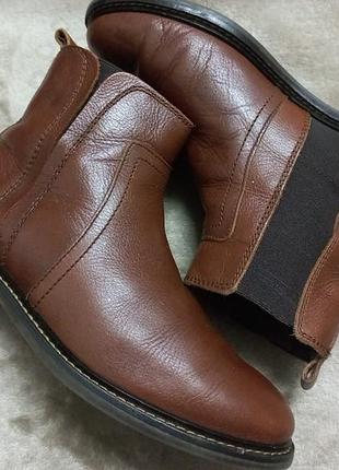 Ботинки.сапожки-челси кожа жен.37-36 р.clarks индии