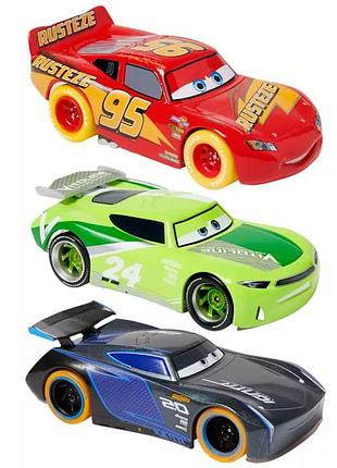 Набір машинок із підсвіткою тачки disney cars light-up pullback die cast set1 фото