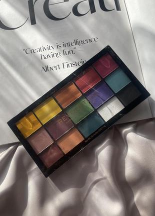 Палетка тіней revolution