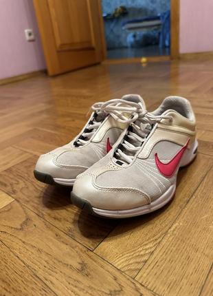 Кросівки nike