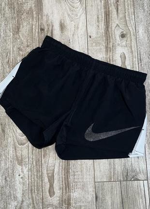 Черные оригинальные шорты для занятий спортом nike dri-fit5 фото