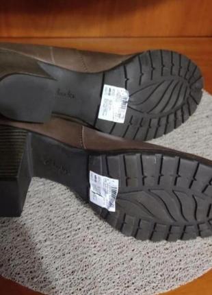 Ботильйони челсі шкіряні на каблуку роз. 41