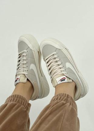 Кроссовки в стиле nike court