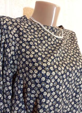 Шикарная блуза в актуальный мелкий цветочный принт primark2 фото