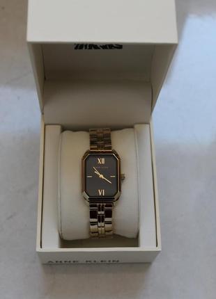 Часы anne klein