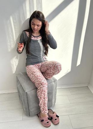 Пижама со штанами хлопковая в цветочек серая7 фото