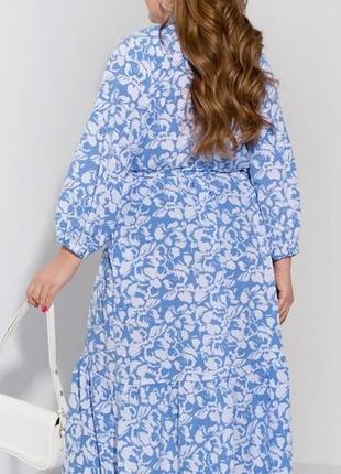 Платье - макси женское, длинное, с длинным рукавом, с текстильным поясом, батал, цветочное, голубое3 фото