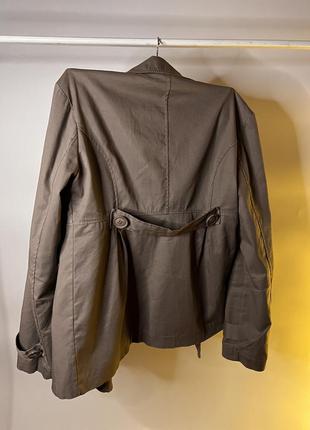 Плащ пальто короткий коричневый цвет стильный. с горловиной осень размер s4 фото
