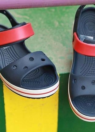 Crocs crocband sandal navy/red сандалі крокс, босоніжки крокси