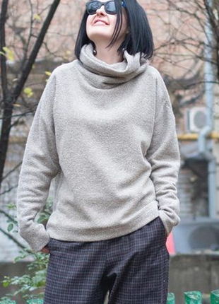 Мягкий тёплый шерстяной свитер "букле" от украинского бренда zosya yanishevska