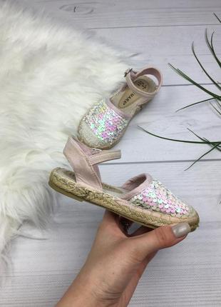 Нежно розовые эспандрильи-босоножки4 фото
