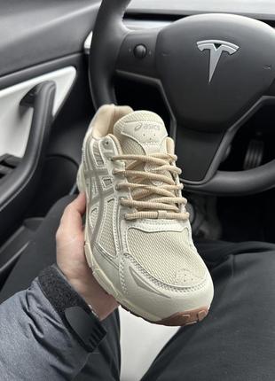 Кросівки жіночі / чоловічі бежеві / коричневі з шкіри asics gel-venture 6 beige brown2 фото