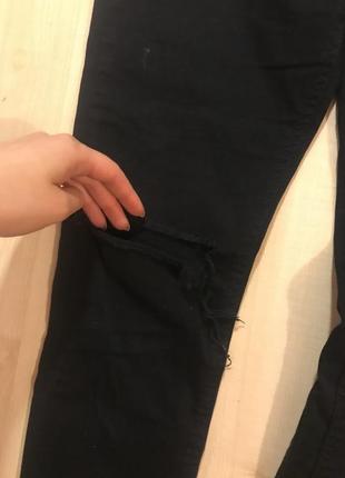 Рваные джинсы h&m4 фото
