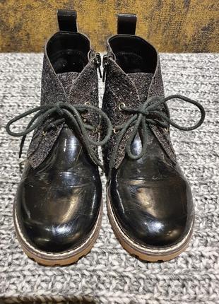 Ботинки лаковые с глиттером еvie shoes2 фото