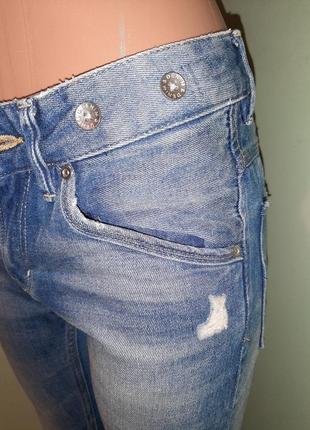 Брендовые крутые джинсы4 фото