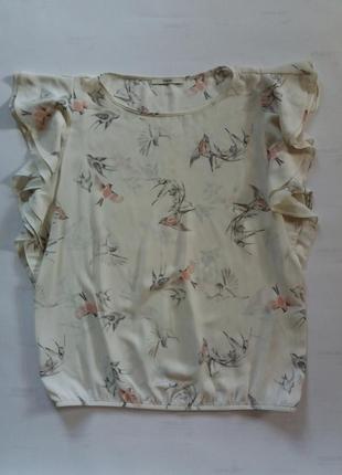 Красивая блузка с птицами