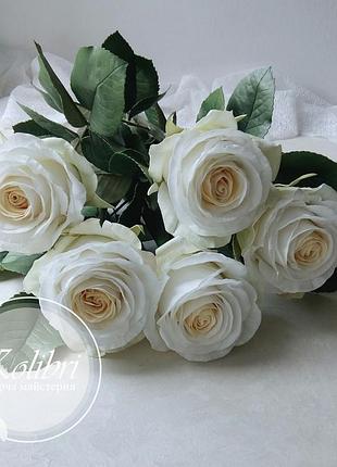 Роза из фоамирана, декор интерьера