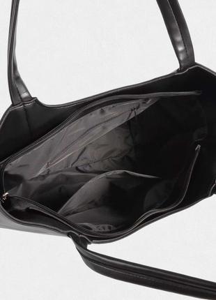 Жіноча сумка тоут з екошкіри чорна4 фото