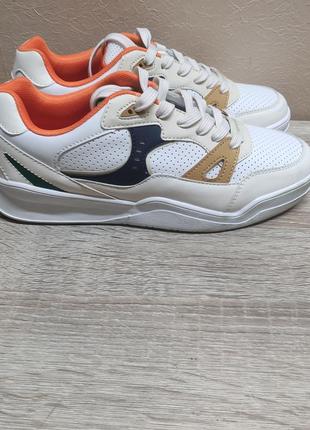 Кроссовки sprandi