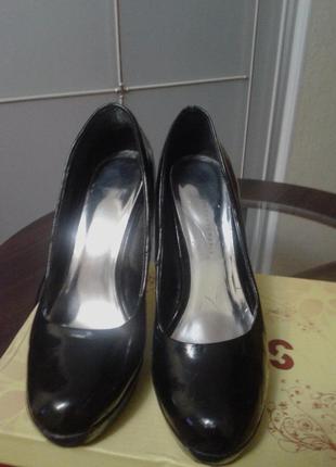 Лаковые чёрные туфли dorothy perkins2 фото