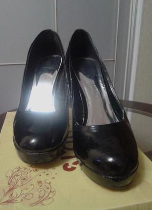 Лаковые чёрные туфли dorothy perkins3 фото