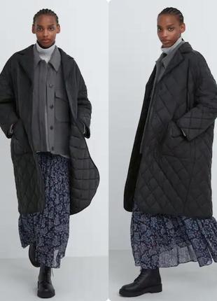 Стеганое, шикарное оверсайзное пальто японского бренда uniqlo в черном цвете!