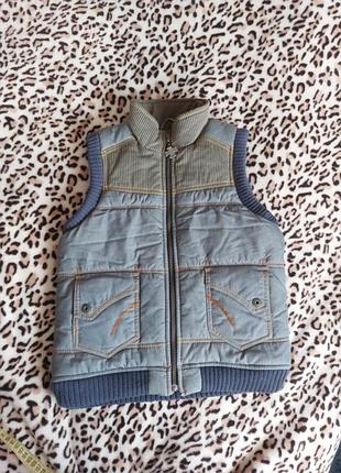 Жилетка