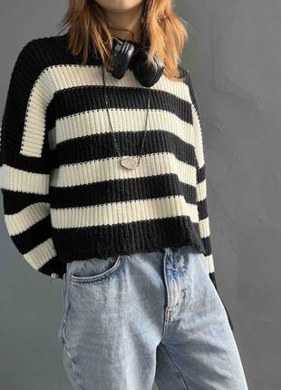 Светр від pinko