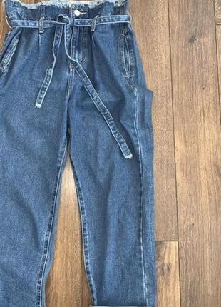 Стильные укороченные широкие джинсы с высокой посадкой джоггеры карго redial м 465 фото