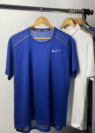 Спортивна футболка nike running dri fit