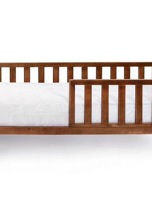 Детская деревянная кровать / кроватка со съемным бортиком злата (темный орех)
