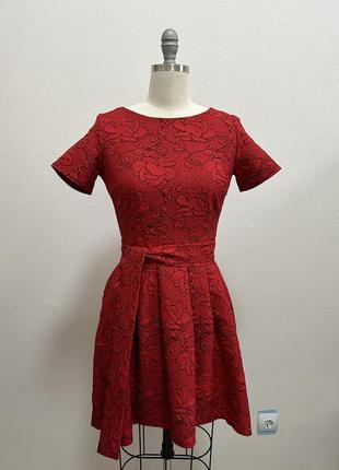 Уникальное платье lakerta