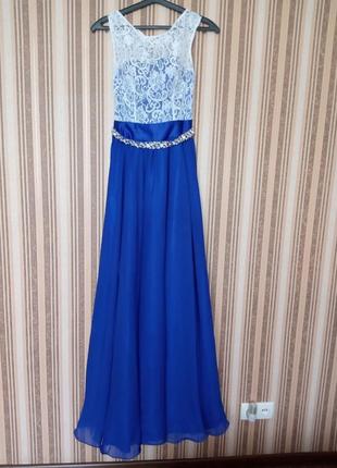 Вечірня сукня
