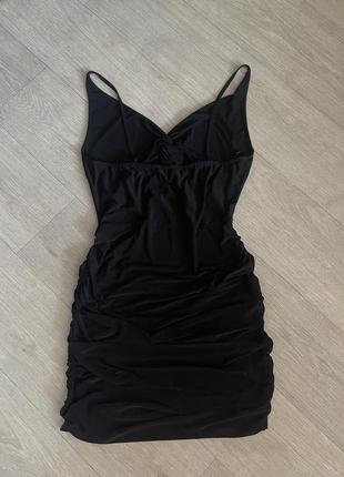 Маленькое черное платье, мини платье со сборками, короткое платье, платье со сборками3 фото