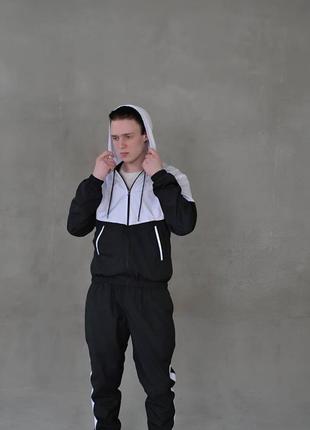 Спортивний костюм