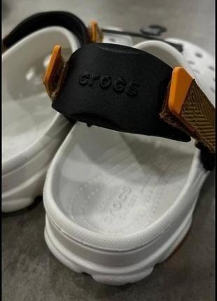 Крокс класік клог білі crocs classic all terrain white / multi3 фото