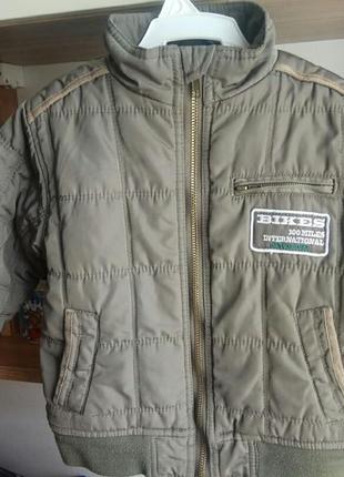 Куртка весняна