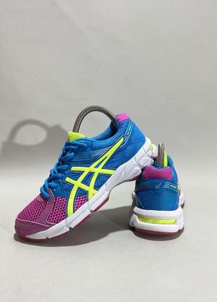 Кроссовки asics