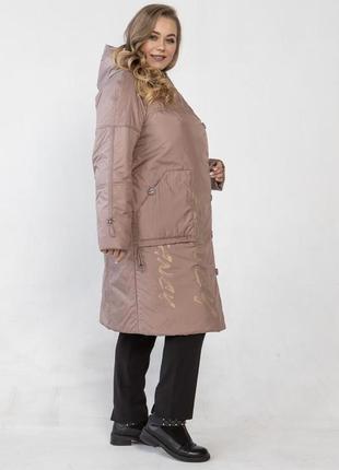 Відмінна довга куртка карамельного кольору з якісної плащової тканини, великих розмірів від 48 до 683 фото