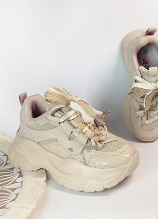 Детские кроссовки для девочки