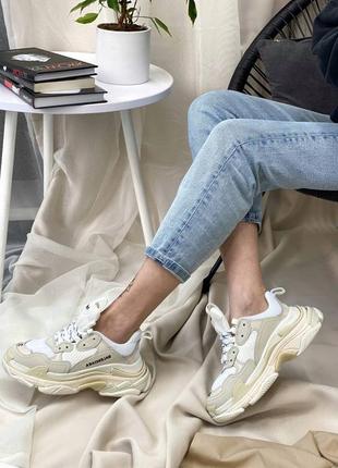 Жіночі кросівки balenciaga triple s  люкс якість9 фото