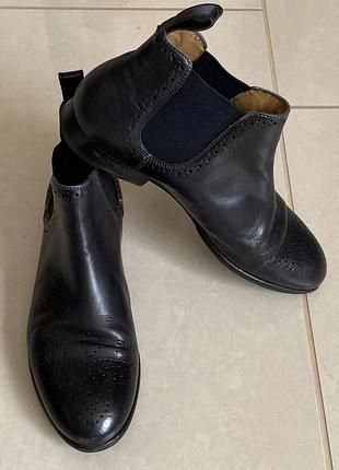 Оксфорди стильні шкіряні оригінал розмір 37