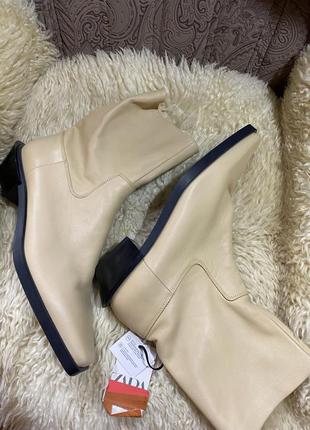 Новые полностью кожаные мягкие ботинки 41-41,5 р осень весна zara1 фото