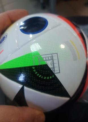 Міні-футбольний м'яч унісекс adidas euro 2024 - білий/чорний/glory3 фото