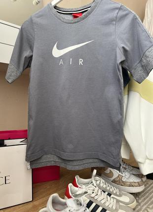 Жіноча футболка nike air2 фото