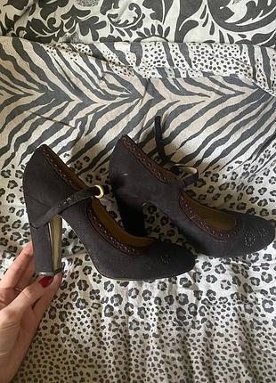 Продам туфлі,стилтні та комфортні